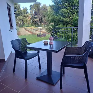 https://guest-house-darrer.in-istria.net